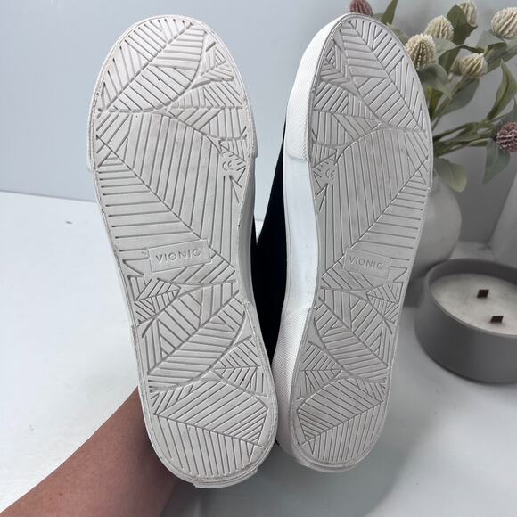 Vionic Upside Lace Up Canvas Sneaker Black/White Shoes Women's 11 Tried On - Picture 8 of 10